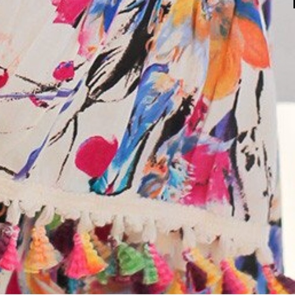 Gorgeous Cream Floral Off Shoulder Top w/Tassels - Picture 2 of 6